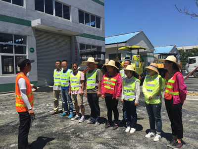 南部路橋工會開展部門交流體驗活動